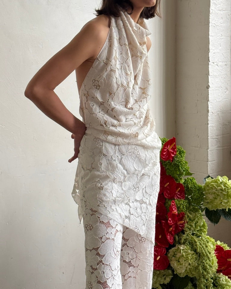 The Iris longline in Lace FUCHSIA SHAW
