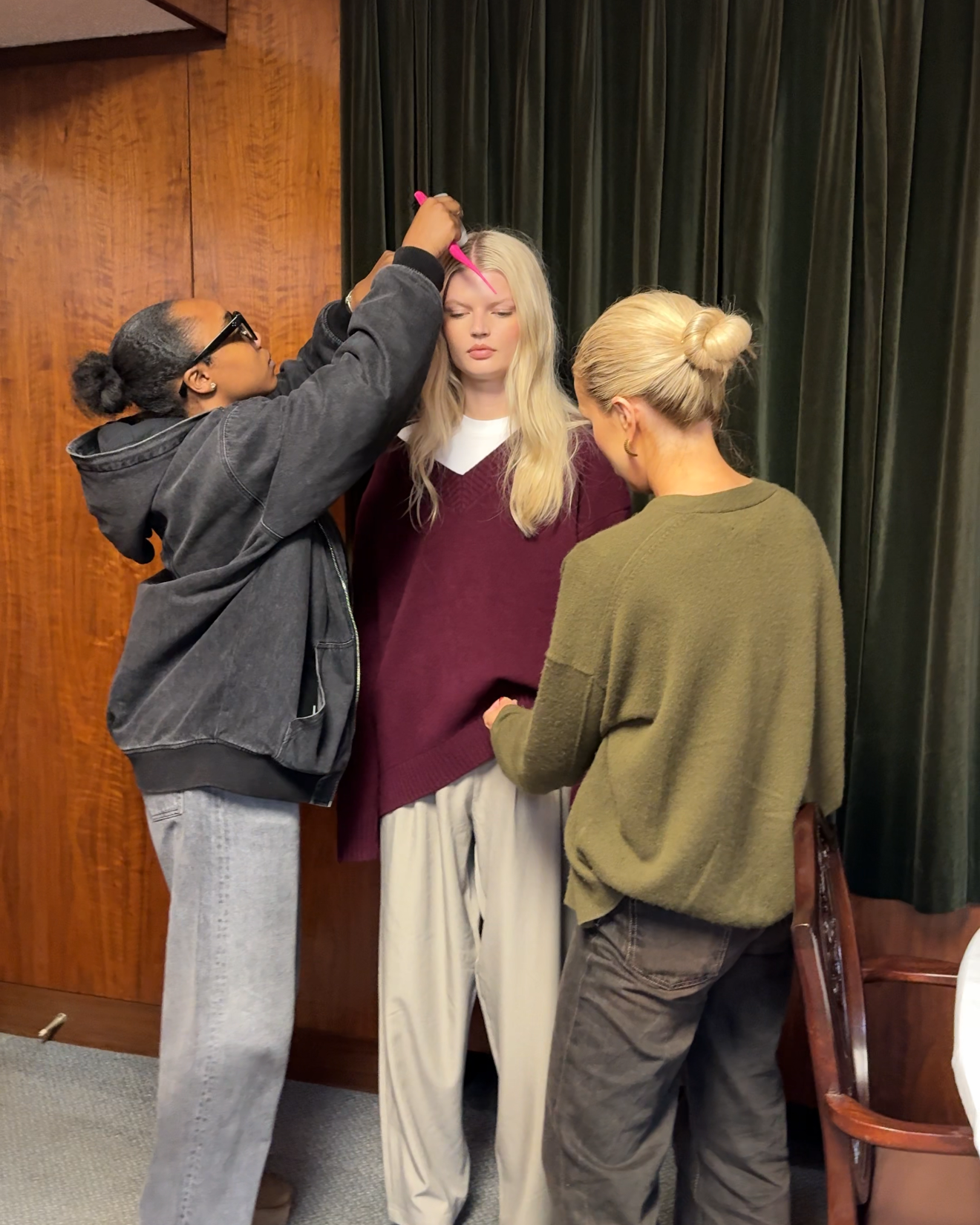 Anais Merlot V Neck Wool Jumper FUCHSIA SHAW