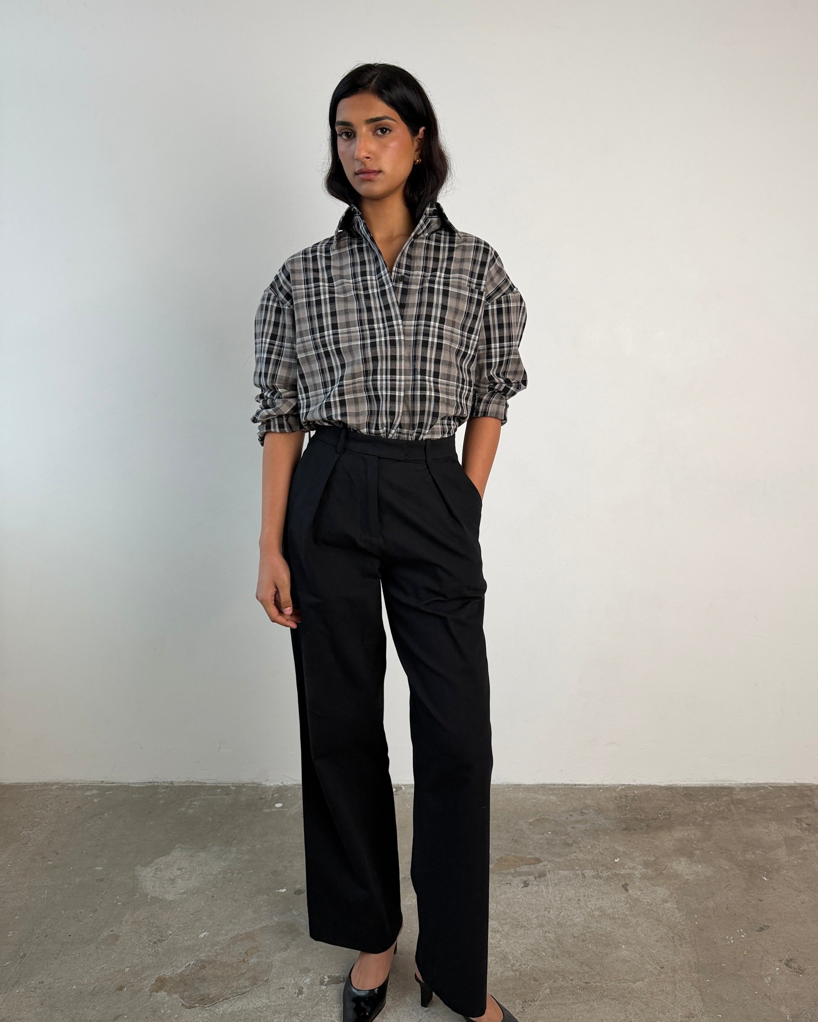 The Collette Shirt in Charcoal FUCHSIA SHAW