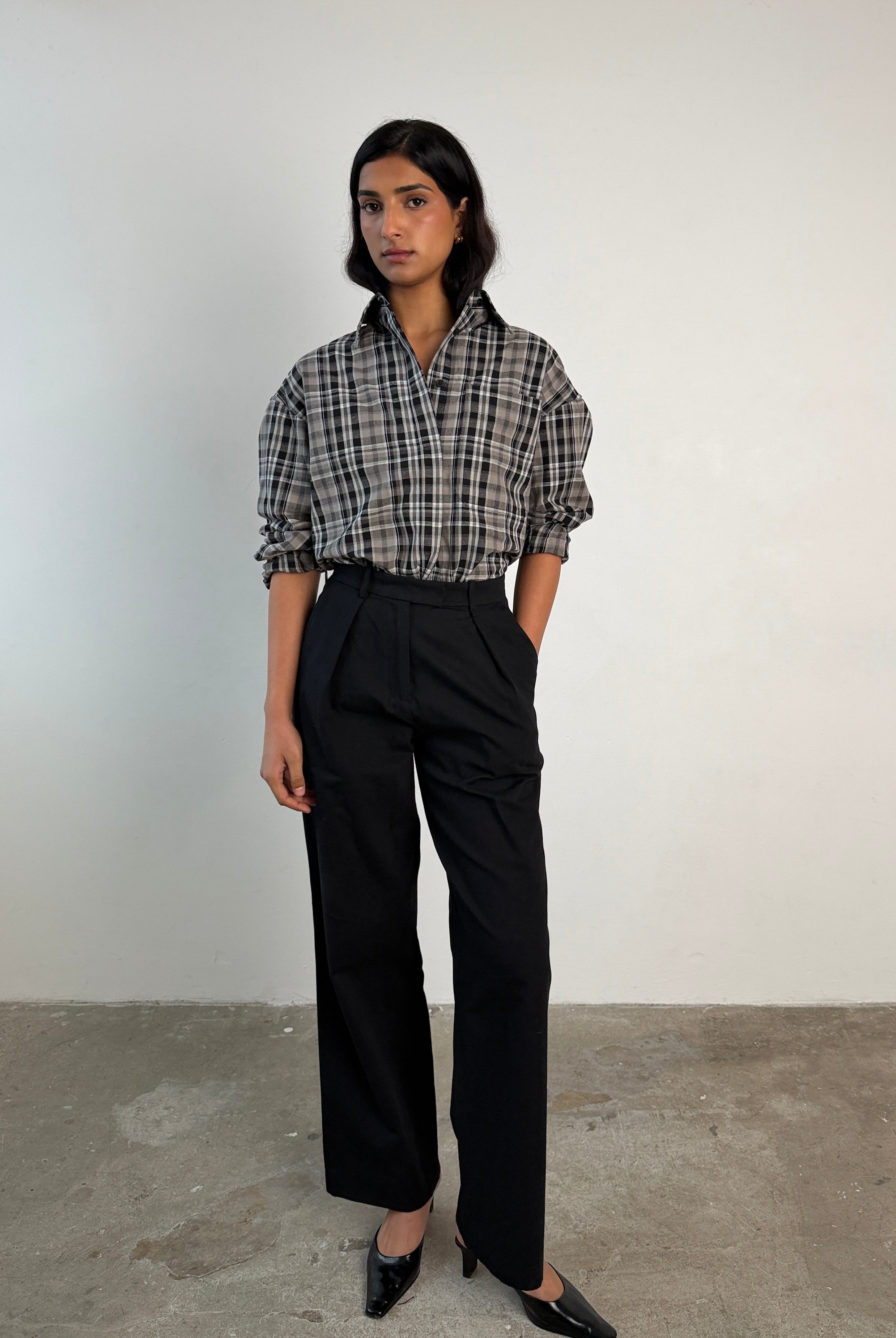 The Collette Shirt in Charcoal FUCHSIA SHAW