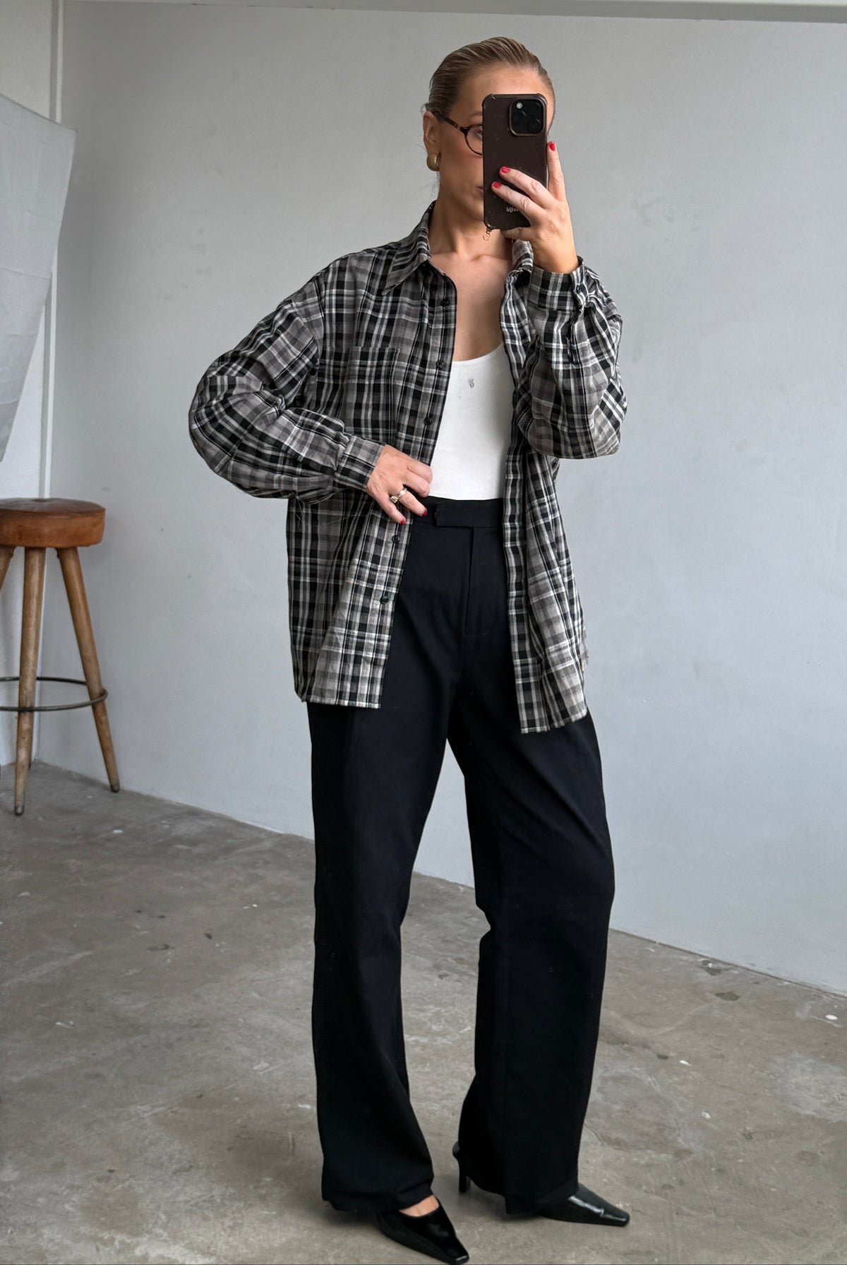 The Collette Shirt in Charcoal FUCHSIA SHAW