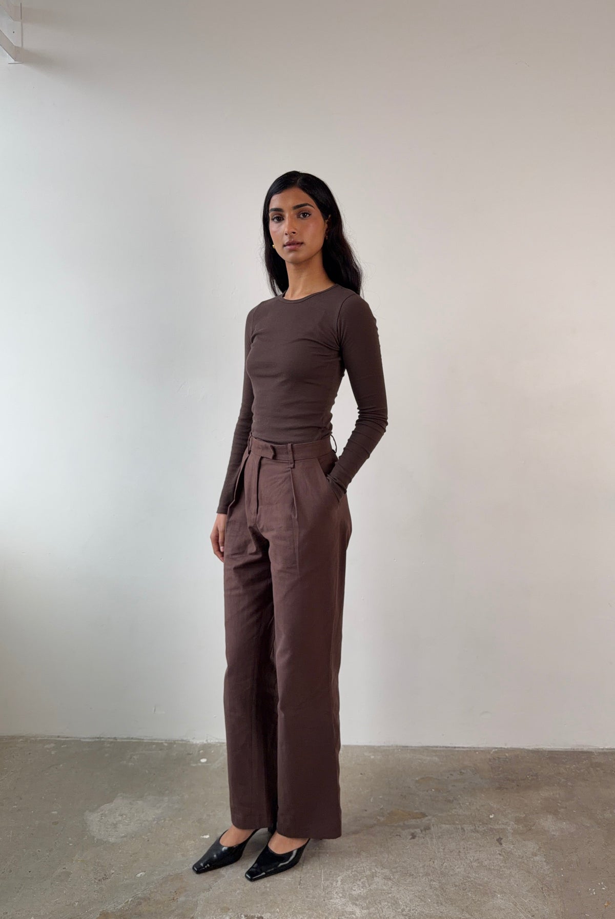 The Arlo Trouser in Chocolate FUCHSIA SHAW