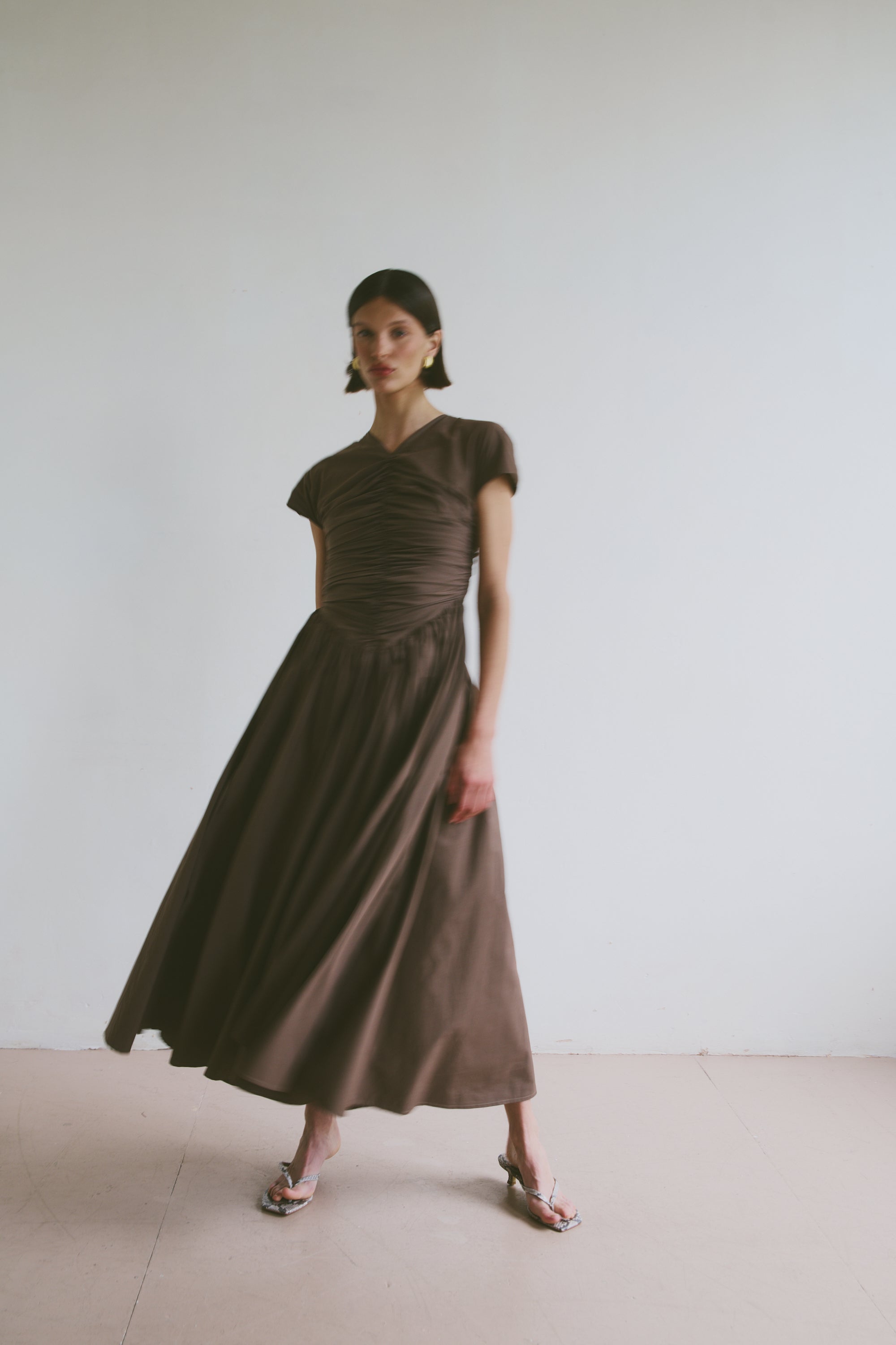 The Dahlia Dress in Walnut FUCHSIA SHAW