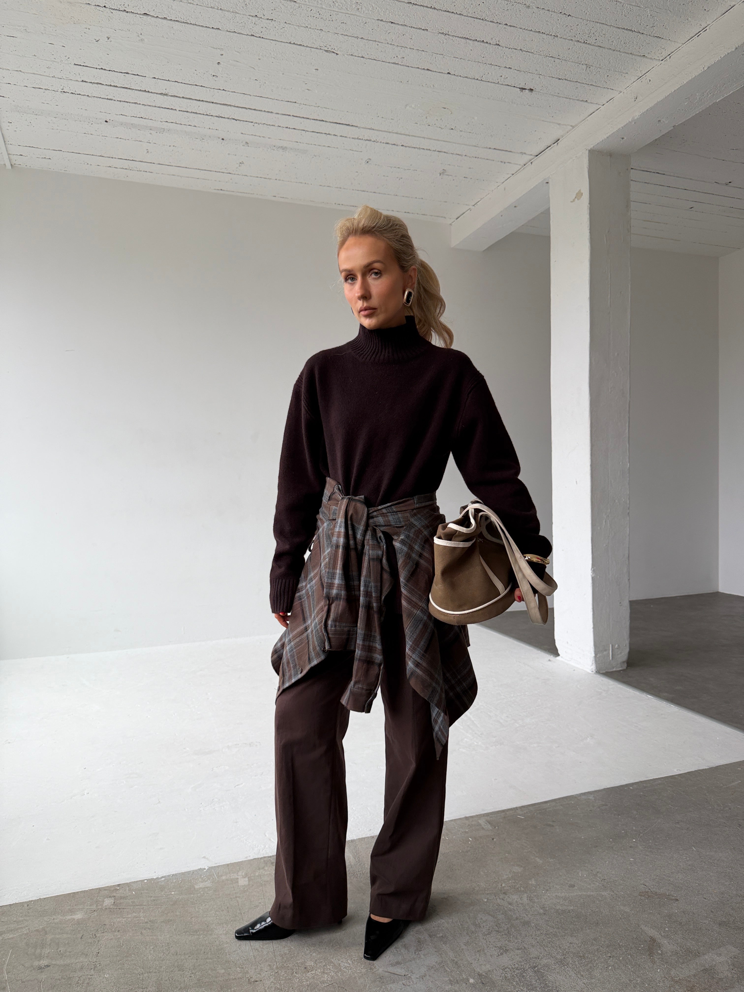 Willa Walnut High Neck Jumper FUCHSIA SHAW