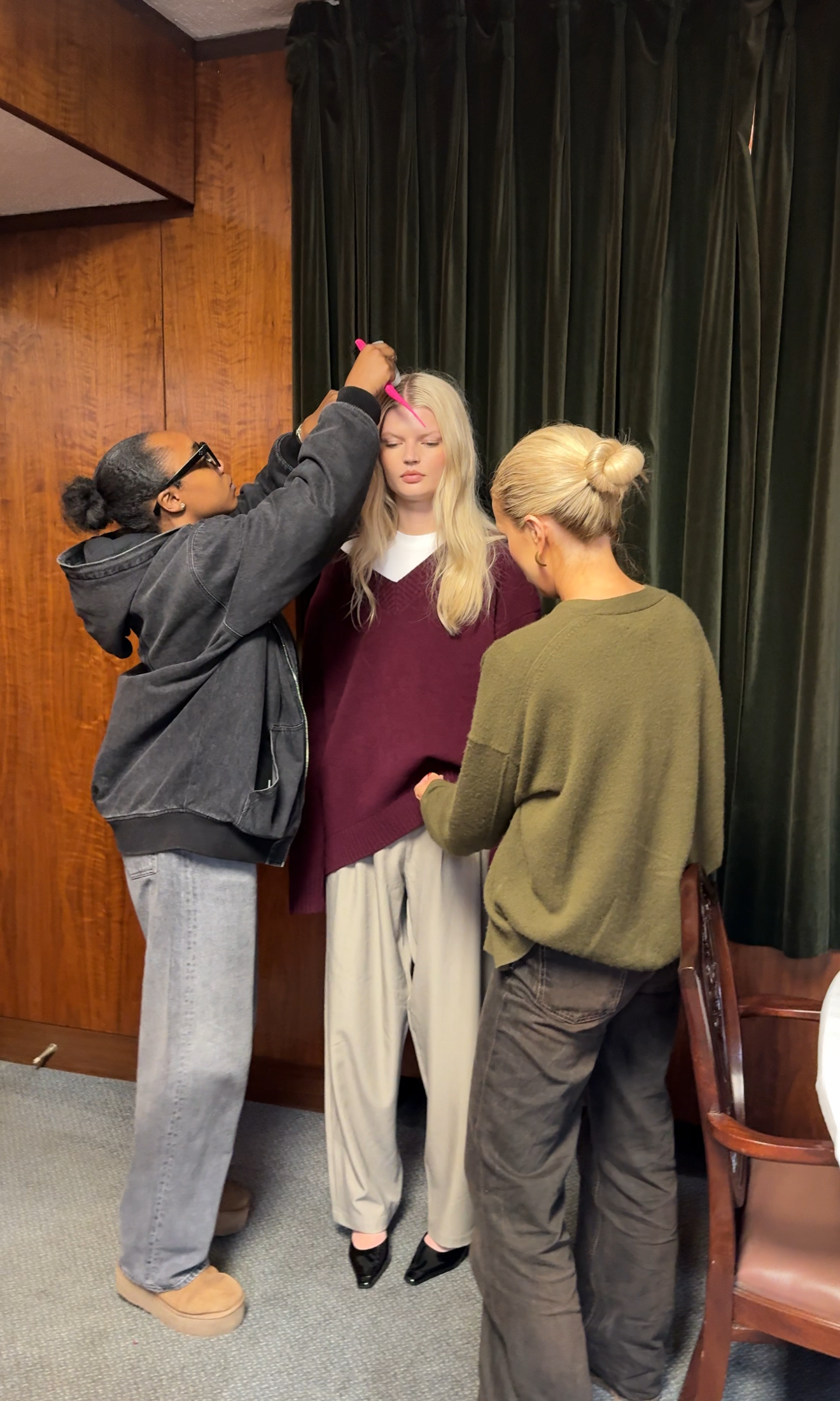 Anais Merlot V Neck Wool Jumper FUCHSIA SHAW