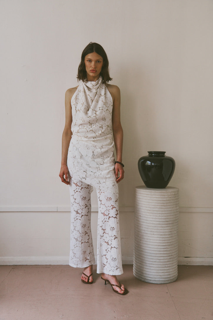 The Iris longline in Lace FUCHSIA SHAW