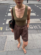 The Linen Leo Shorts in Walnut FUCHSIA SHAW